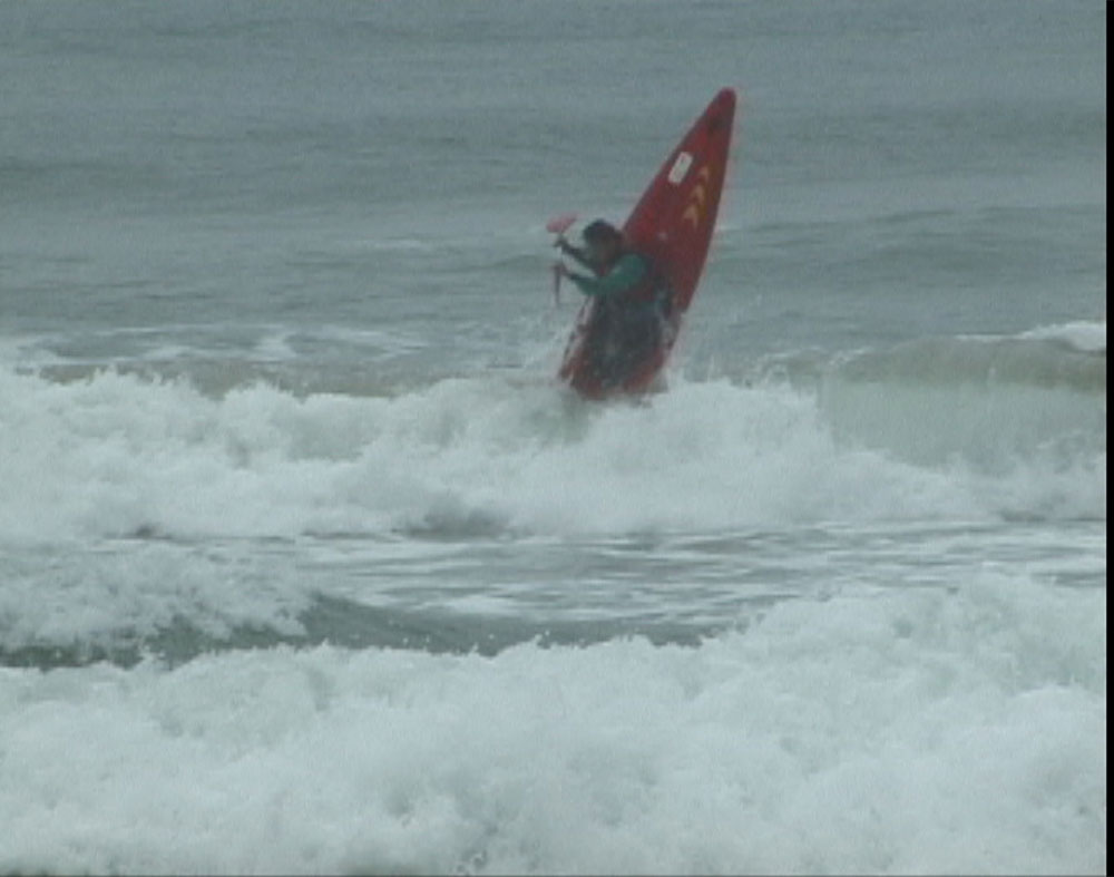 Taiwan Kayak Surfing - Michael